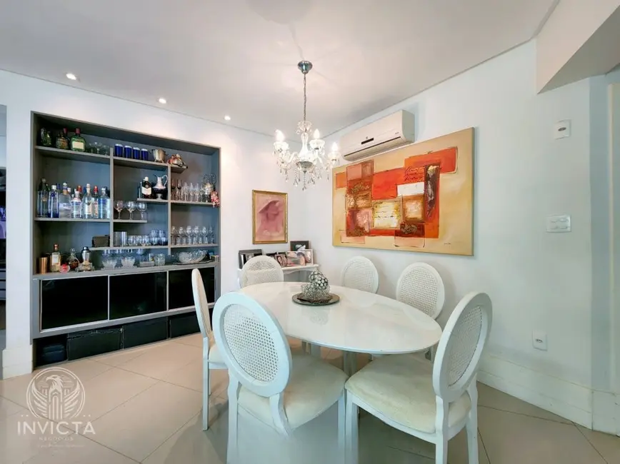 Foto 5 de Apartamento com 3 quartos à venda, 131m2 em Centro, Balneario Camboriu - SC