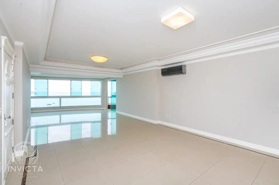 Foto 9 de Apartamento com 3 quartos à venda, 186m2 em Balneario Camboriu - SC