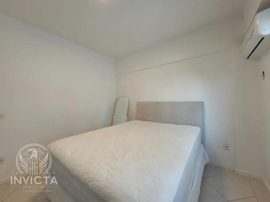 Apartamento com 3 quartos à venda, 129m2 em Centro, Balneario Camboriu - SC - imagem 7 Foto 7 de Apartamento com 3 quartos à venda, 129m2 em Centro, Balneario Camboriu - SC