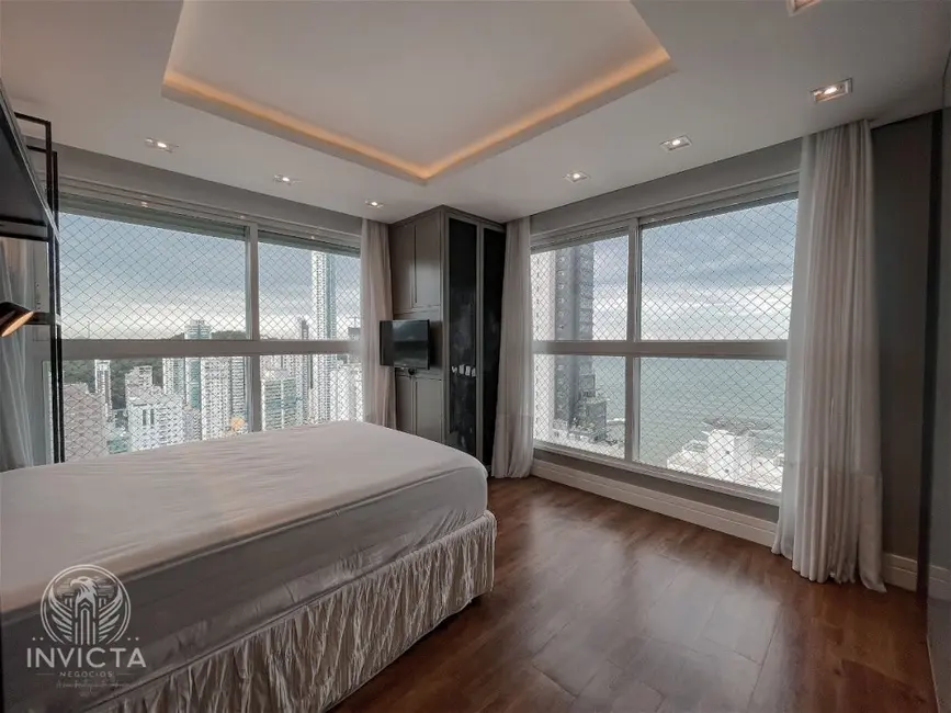 Apartamento com 3 quartos à venda, 251m2 em Centro, Balneario Camboriu - SC - imagem 1 Foto 1 de Apartamento com 3 quartos à venda, 251m2 em Centro, Balneario Camboriu - SC