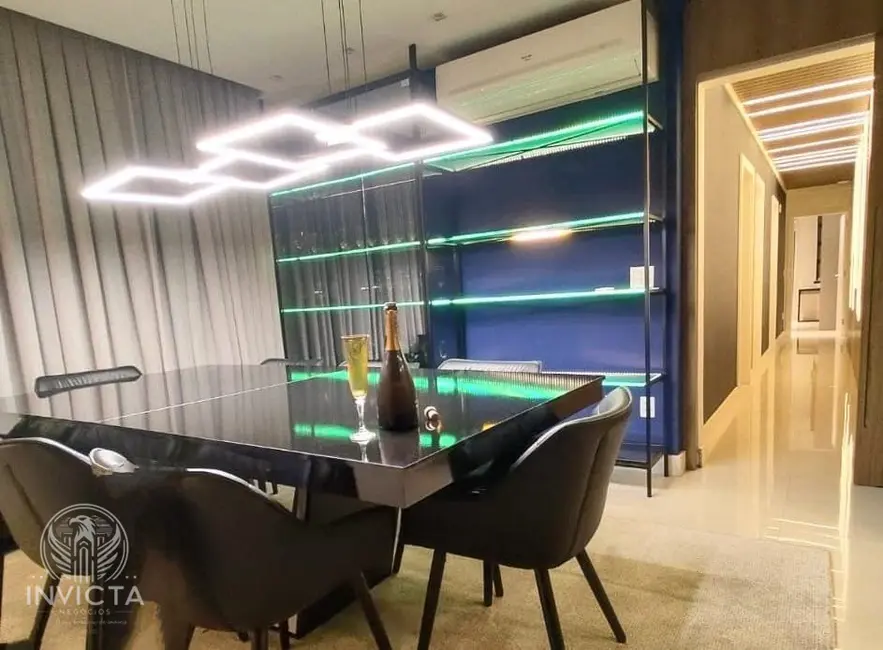 Apartamento com 4 quartos à venda, 158m2 em Balneario Camboriu - SC - imagem 6 Foto 6 de Apartamento com 4 quartos à venda, 158m2 em Balneario Camboriu - SC