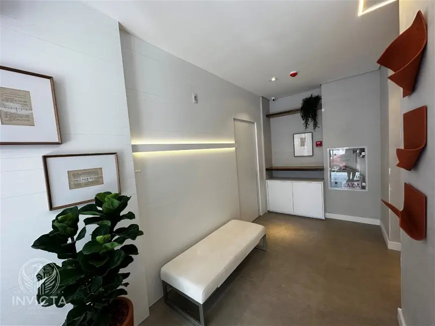 Apartamento com 2 quartos à venda, 93m2 em Centro, Balneario Camboriu - SC - imagem 5 Foto 5 de Apartamento com 2 quartos à venda, 93m2 em Centro, Balneario Camboriu - SC