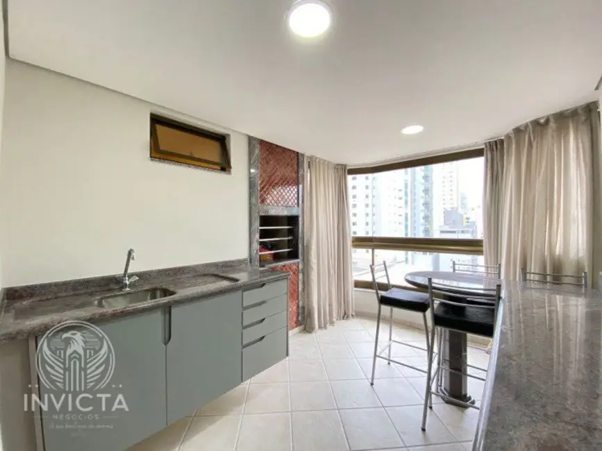 Foto 1 de Apartamento com 3 quartos à venda, 104m2 em Centro, Balneario Camboriu - SC