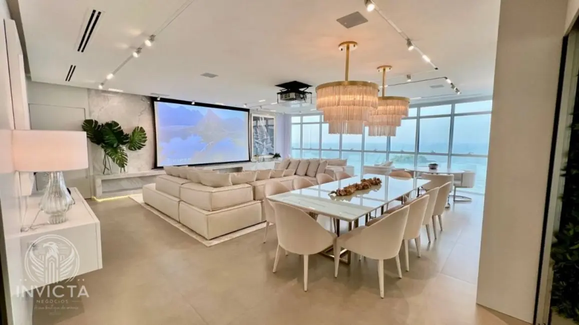 Apartamento com 4 quartos à venda, 316m2 em Centro, Balneario Camboriu - SC - imagem 3 Foto 3 de Apartamento com 4 quartos à venda, 316m2 em Centro, Balneario Camboriu - SC