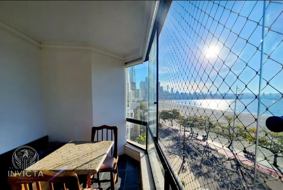 Apartamento com 3 quartos à venda, 198m2 em Centro, Balneario Camboriu - SC - imagem 5 Foto 5 de Apartamento com 3 quartos à venda, 198m2 em Centro, Balneario Camboriu - SC