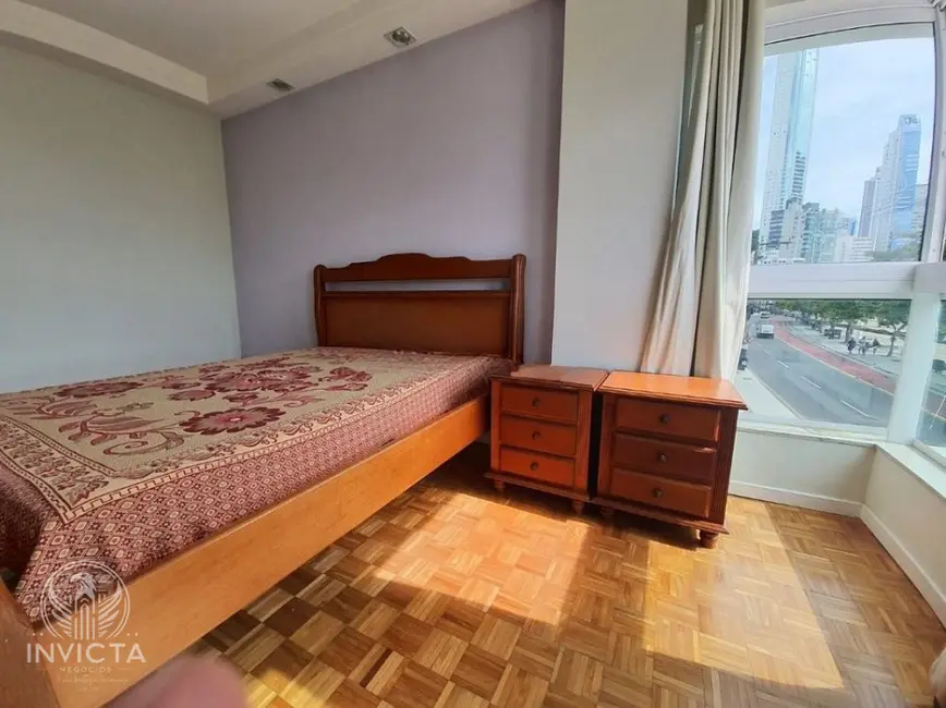 Apartamento com 4 quartos à venda, 219m2 em Centro, Balneario Camboriu - SC - imagem 6 Foto 6 de Apartamento com 4 quartos à venda, 219m2 em Centro, Balneario Camboriu - SC