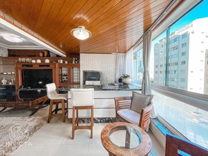 Foto 9 de Apartamento com 3 quartos à venda, 140m2 em Centro, Balneario Camboriu - SC