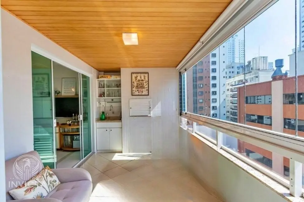 Foto 1 de Apartamento com 3 quartos à venda, 117m2 em Centro, Balneario Camboriu - SC