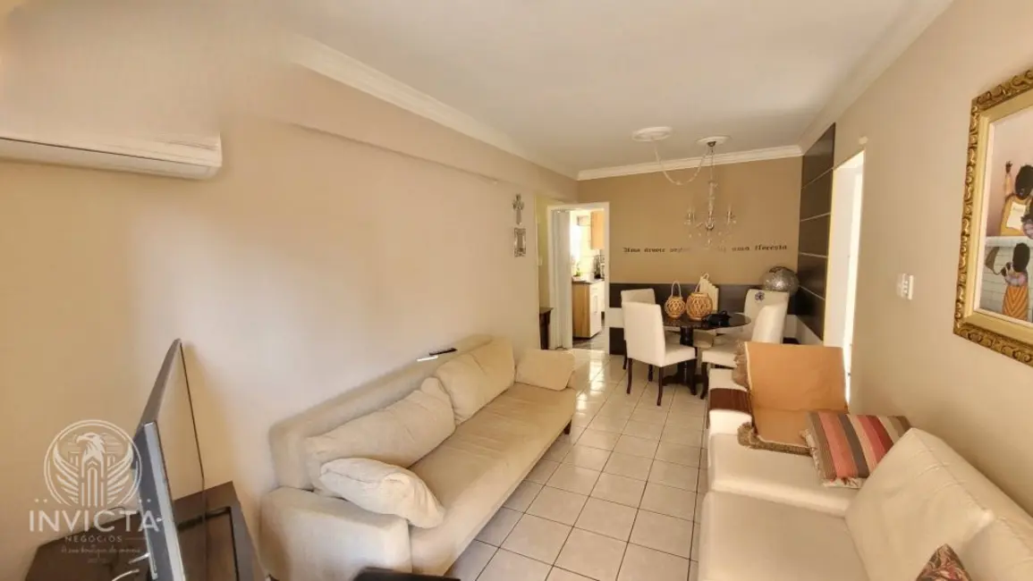 Apartamento com 2 quartos à venda, 80m2 em Centro, Balneario Camboriu - SC - imagem 4 Foto 4 de Apartamento com 2 quartos à venda, 80m2 em Centro, Balneario Camboriu - SC