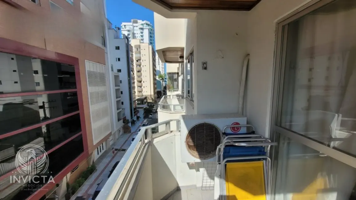 Apartamento com 2 quartos à venda, 80m2 em Centro, Balneario Camboriu - SC - imagem 3 Foto 3 de Apartamento com 2 quartos à venda, 80m2 em Centro, Balneario Camboriu - SC