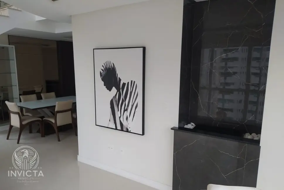 Apartamento com 4 quartos à venda, 300m2 em Centro, Balneario Camboriu - SC - imagem 9 Foto 9 de Apartamento com 4 quartos à venda, 300m2 em Centro, Balneario Camboriu - SC