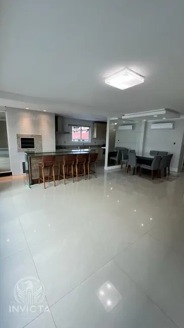 Apartamento com 3 quartos à venda, 122m2 em Centro, Balneario Camboriu - SC - imagem 7 Foto 7 de Apartamento com 3 quartos à venda, 122m2 em Centro, Balneario Camboriu - SC