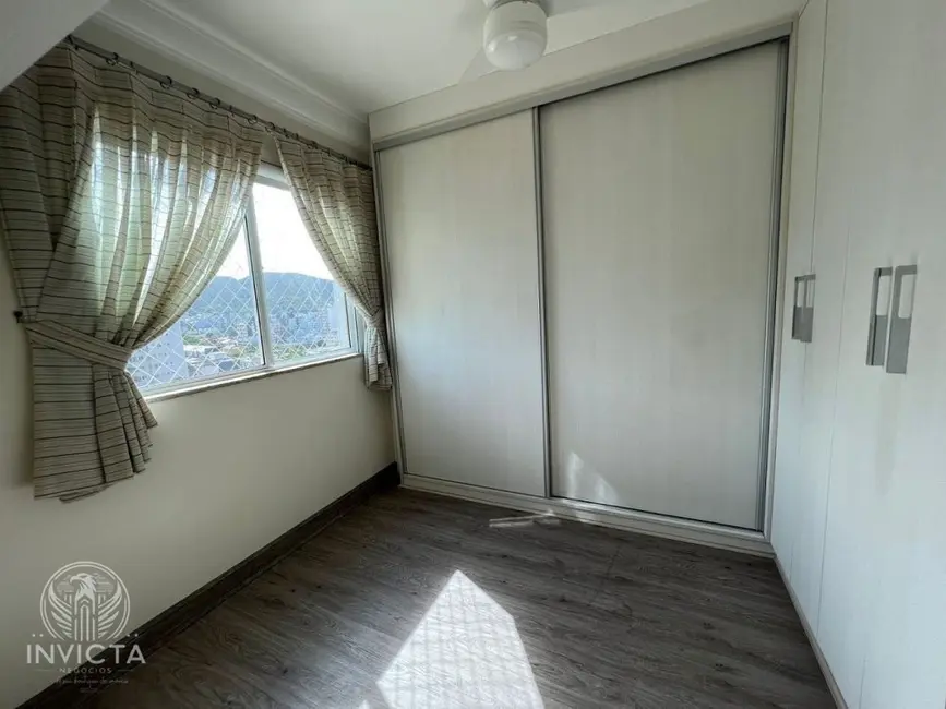 Apartamento com 3 quartos à venda, 136m2 em Centro, Balneario Camboriu - SC - imagem 8 Foto 8 de Apartamento com 3 quartos à venda, 136m2 em Centro, Balneario Camboriu - SC