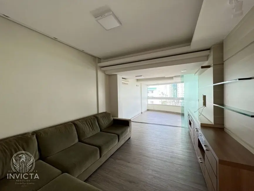 Apartamento com 3 quartos à venda, 136m2 em Centro, Balneario Camboriu - SC - imagem 4 Foto 4 de Apartamento com 3 quartos à venda, 136m2 em Centro, Balneario Camboriu - SC