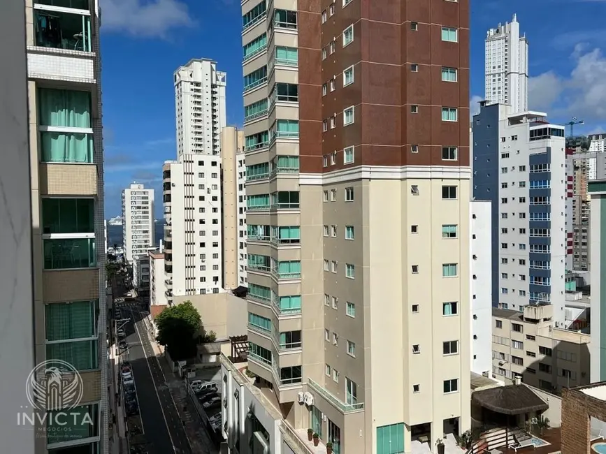 Foto 2 de Apartamento com 3 quartos à venda, 136m2 em Centro, Balneario Camboriu - SC