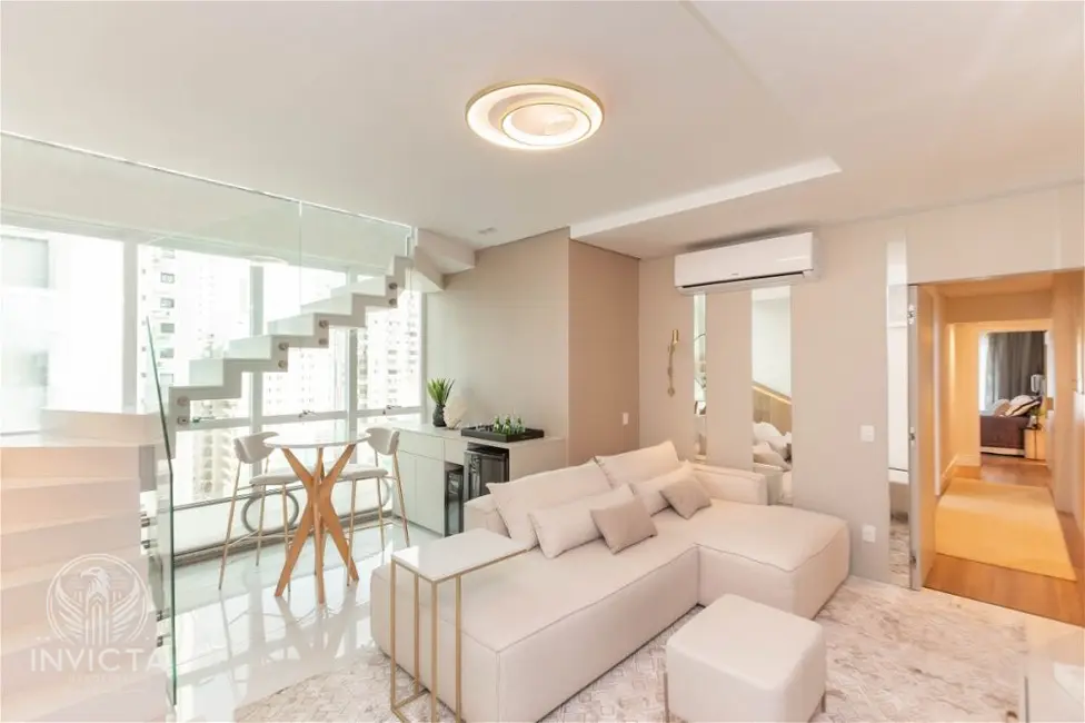 Apartamento com 5 quartos à venda, 258m2 em Centro, Balneario Camboriu - SC - imagem 6 Foto 6 de Apartamento com 5 quartos à venda, 258m2 em Centro, Balneario Camboriu - SC