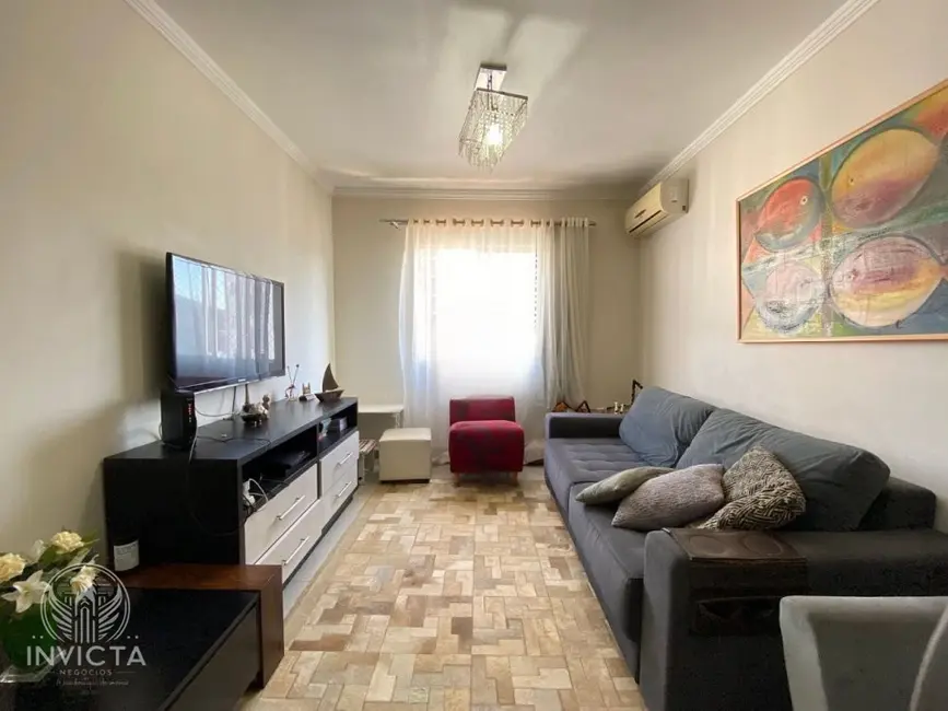 Apartamento com 2 quartos à venda, 90m2 em Centro, Balneario Camboriu - SC - imagem 3 Foto 3 de Apartamento com 2 quartos à venda, 90m2 em Centro, Balneario Camboriu - SC