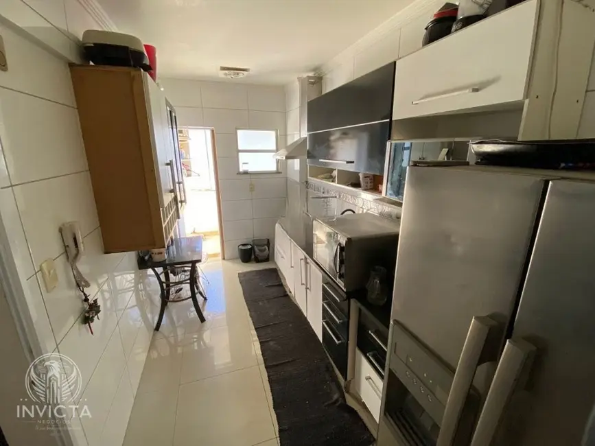 Apartamento com 2 quartos à venda, 90m2 em Centro, Balneario Camboriu - SC - imagem 7 Foto 7 de Apartamento com 2 quartos à venda, 90m2 em Centro, Balneario Camboriu - SC