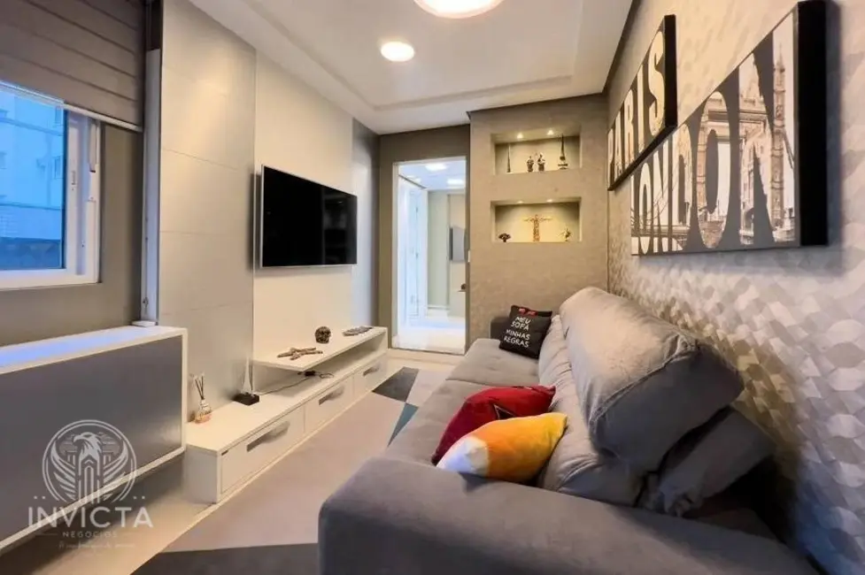 Apartamento com 3 quartos à venda, 200m2 em Centro, Balneario Camboriu - SC - imagem 6 Foto 6 de Apartamento com 3 quartos à venda, 200m2 em Centro, Balneario Camboriu - SC