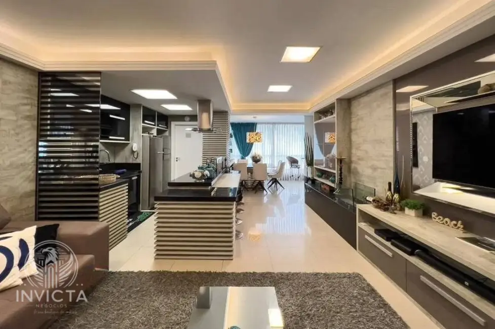 Apartamento com 3 quartos à venda, 200m2 em Centro, Balneario Camboriu - SC - imagem 5 Foto 5 de Apartamento com 3 quartos à venda, 200m2 em Centro, Balneario Camboriu - SC