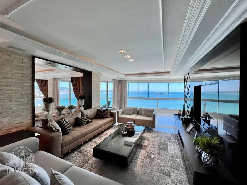 Foto 2 de Apartamento com 4 quartos à venda, 700m2 em Centro, Balneario Camboriu - SC