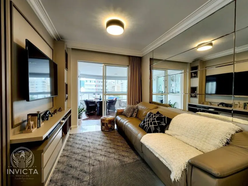 Foto 2 de Apartamento com 3 quartos à venda, 148m2 em Centro, Balneario Camboriu - SC
