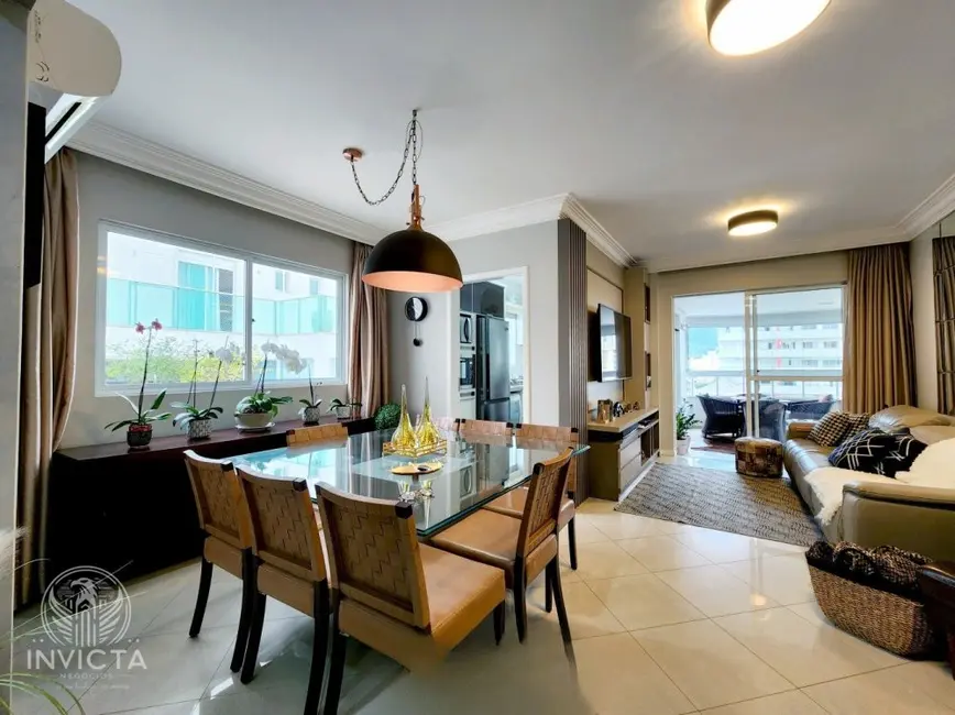 Apartamento com 3 quartos à venda, 148m2 em Centro, Balneario Camboriu - SC - imagem 4 Foto 4 de Apartamento com 3 quartos à venda, 148m2 em Centro, Balneario Camboriu - SC