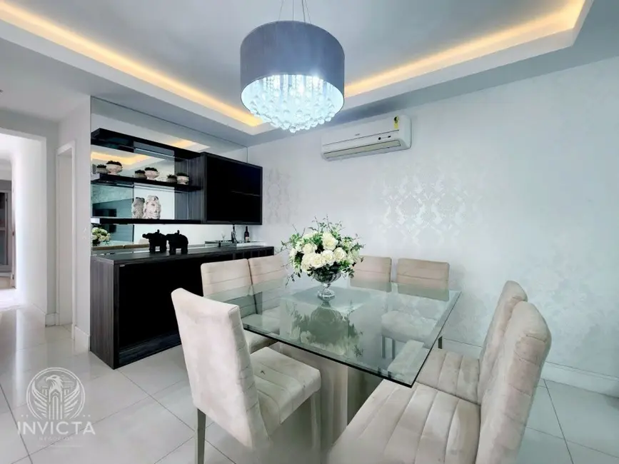 Foto 3 de Apartamento com 3 quartos à venda, 145m2 em Centro, Balneario Camboriu - SC