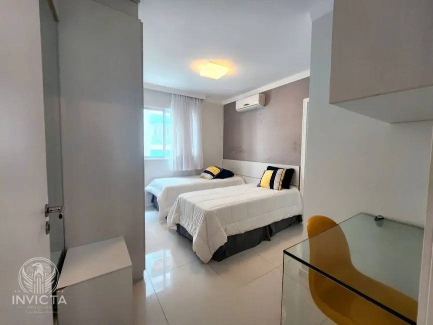 Foto 8 de Apartamento com 3 quartos à venda, 145m2 em Centro, Balneario Camboriu - SC