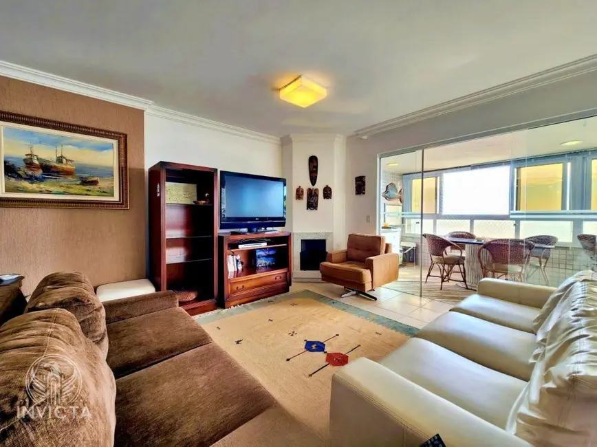 Apartamento com 3 quartos à venda, 170m2 em Centro, Balneario Camboriu - SC - imagem 4 Foto 4 de Apartamento com 3 quartos à venda, 170m2 em Centro, Balneario Camboriu - SC