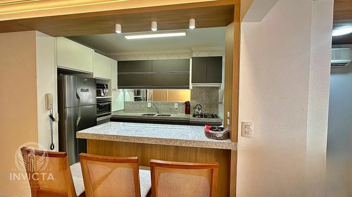 Apartamento com 2 quartos à venda, 97m2 em Centro, Balneario Camboriu - SC - imagem 9 Foto 9 de Apartamento com 2 quartos à venda, 97m2 em Centro, Balneario Camboriu - SC