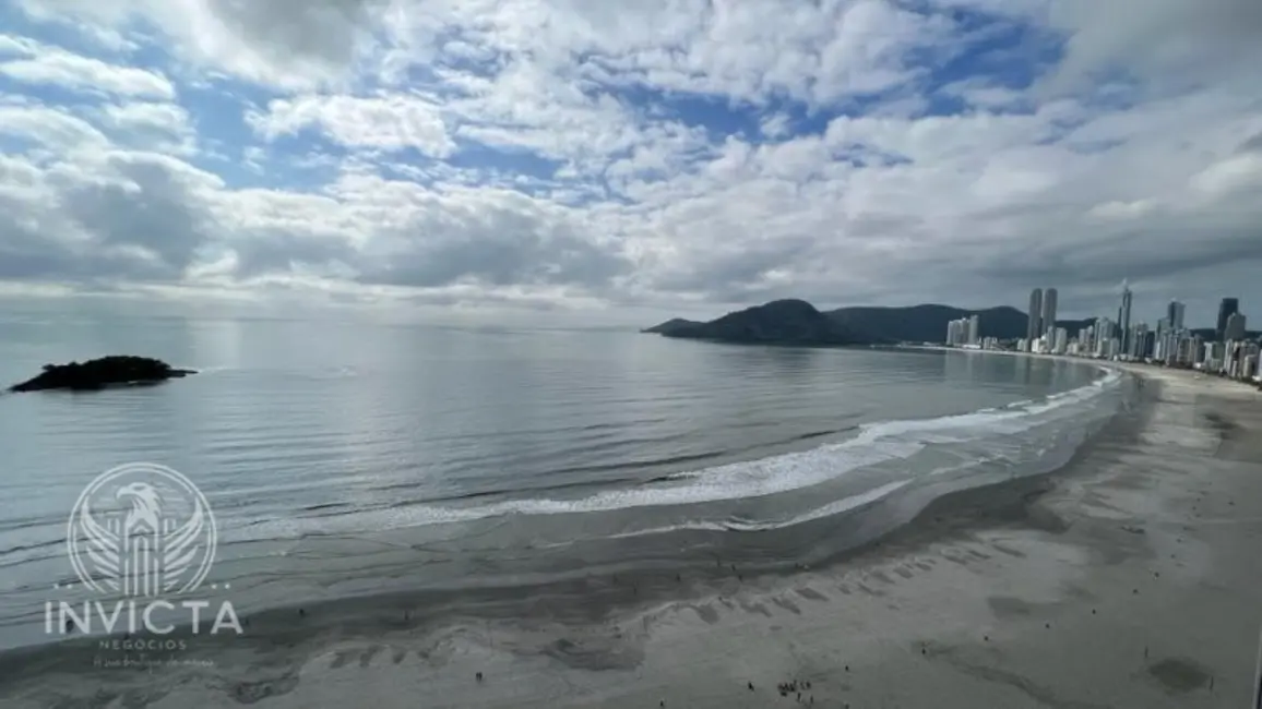 Apartamento com 3 quartos à venda, 225m2 em Centro, Balneario Camboriu - SC - imagem 3 Foto 3 de Apartamento com 3 quartos à venda, 225m2 em Centro, Balneario Camboriu - SC