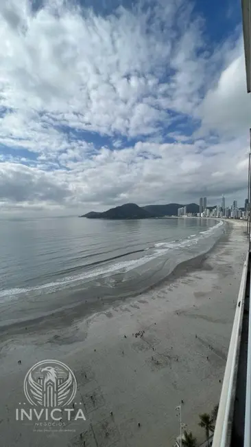Apartamento com 3 quartos à venda, 225m2 em Centro, Balneario Camboriu - SC - imagem 2 Foto 2 de Apartamento com 3 quartos à venda, 225m2 em Centro, Balneario Camboriu - SC