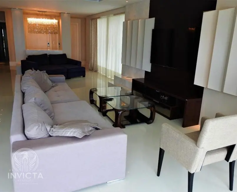 Apartamento com 4 quartos para alugar, 237m2 em Balneario Camboriu - SC - imagem 6 Foto 6 de Apartamento com 4 quartos para alugar, 237m2 em Balneario Camboriu - SC