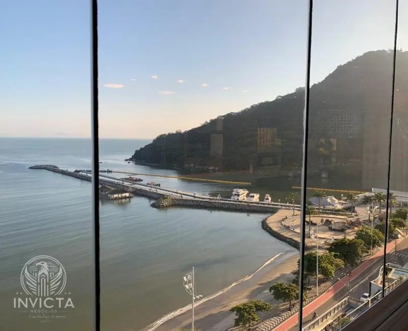 Apartamento com 4 quartos para alugar, 237m2 em Balneario Camboriu - SC - imagem 9 Foto 9 de Apartamento com 4 quartos para alugar, 237m2 em Balneario Camboriu - SC