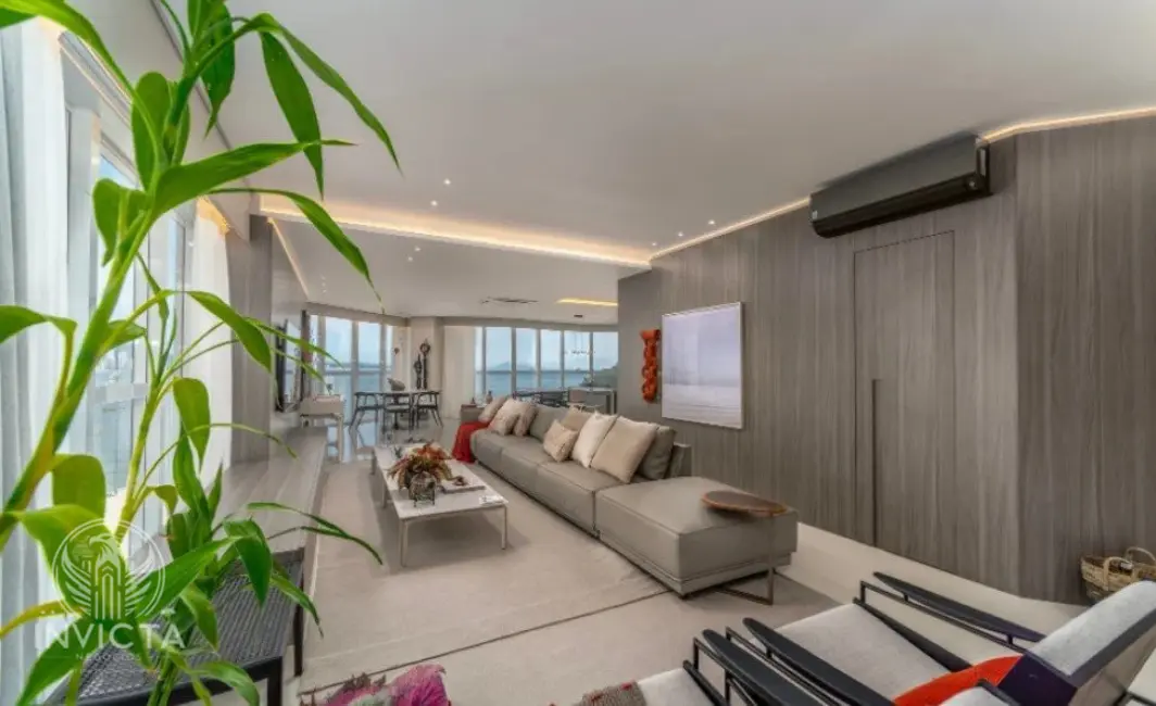 Foto 2 de Apartamento com 4 quartos à venda, 238m2 em Balneario Camboriu - SC