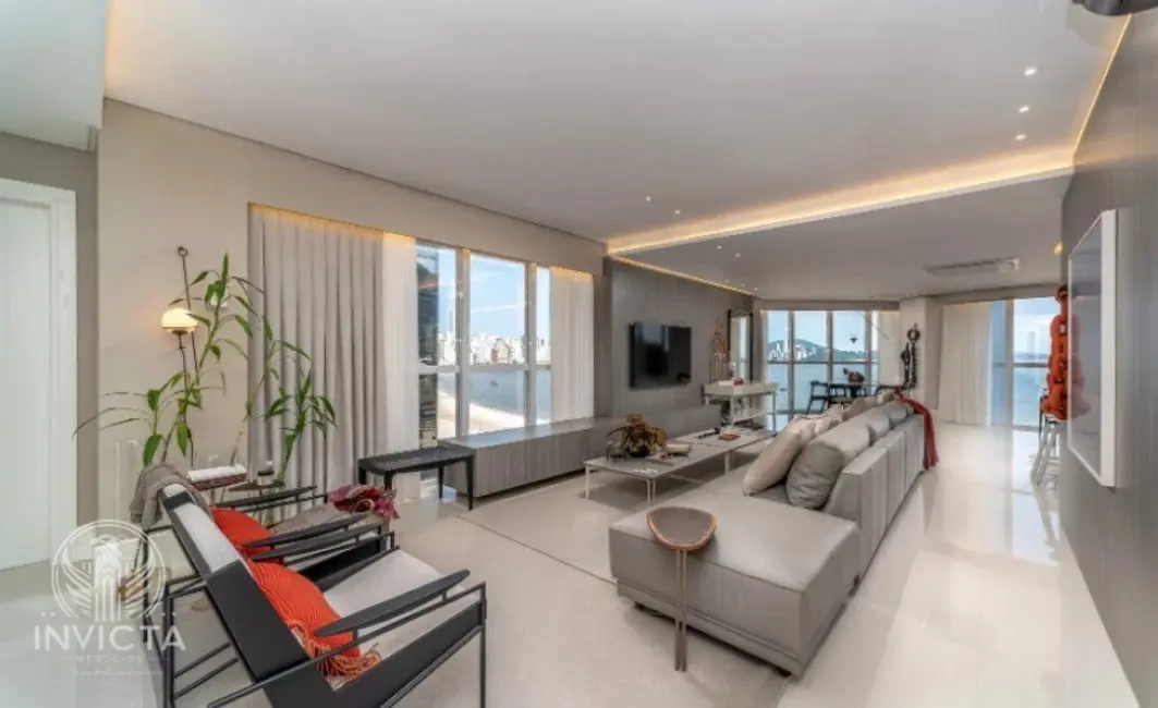 Foto 5 de Apartamento com 4 quartos à venda, 238m2 em Balneario Camboriu - SC