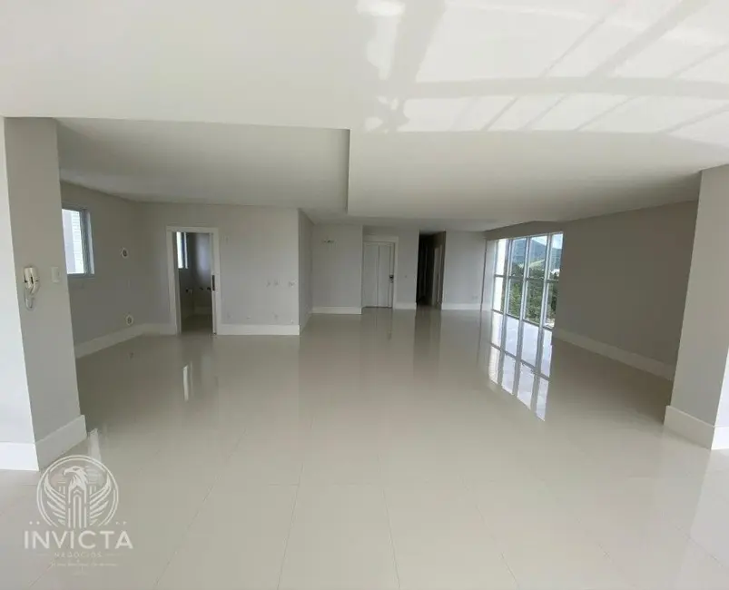 Foto 6 de Apartamento com 4 quartos à venda, 237m2 em Balneario Camboriu - SC