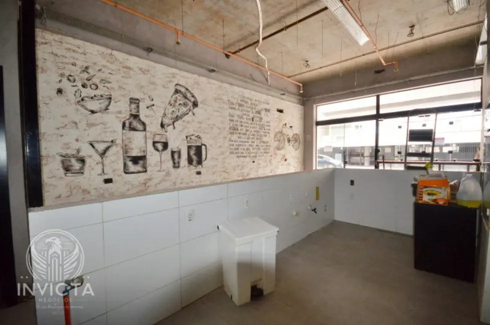 Sala Comercial para alugar, 62m2 em Centro, Balneario Camboriu - SC - imagem 5 Foto 5 de Sala Comercial para alugar, 62m2 em Centro, Balneario Camboriu - SC