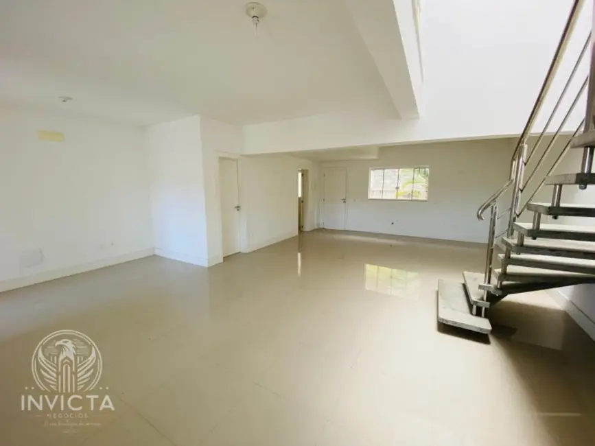 Casa com 2 quartos à venda, 176m2 em Itajai - SC - imagem 6 Foto 6 de Casa com 2 quartos à venda, 176m2 em Itajai - SC