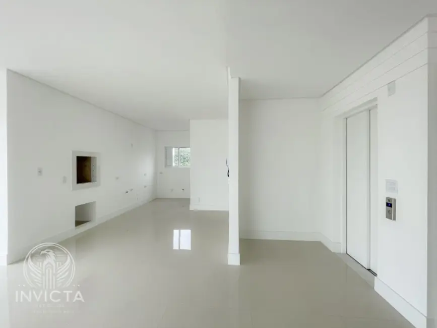 Apartamento com 3 quartos à venda, 123m2 em Centro, Balneario Camboriu - SC - imagem 7 Foto 7 de Apartamento com 3 quartos à venda, 123m2 em Centro, Balneario Camboriu - SC