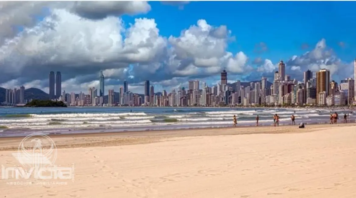 Apartamento com 3 quartos à venda, 300m2 em Balneario Camboriu - SC - imagem 2 Foto 2 de Apartamento com 3 quartos à venda, 300m2 em Balneario Camboriu - SC