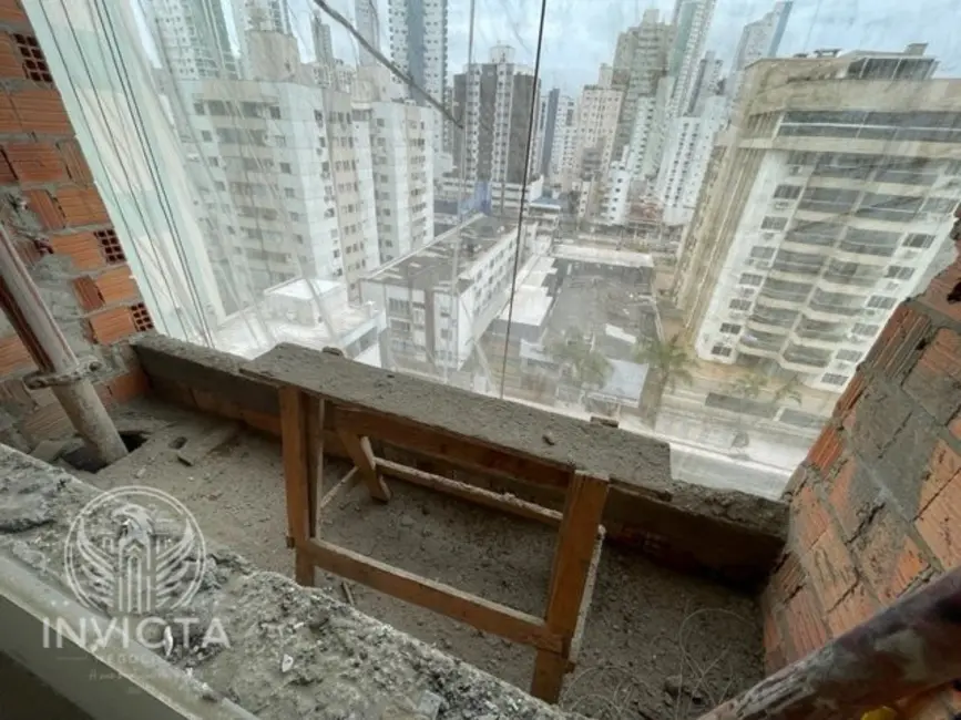 Foto 7 de Apartamento com 4 quartos à venda, 200m2 em Balneario Camboriu - SC