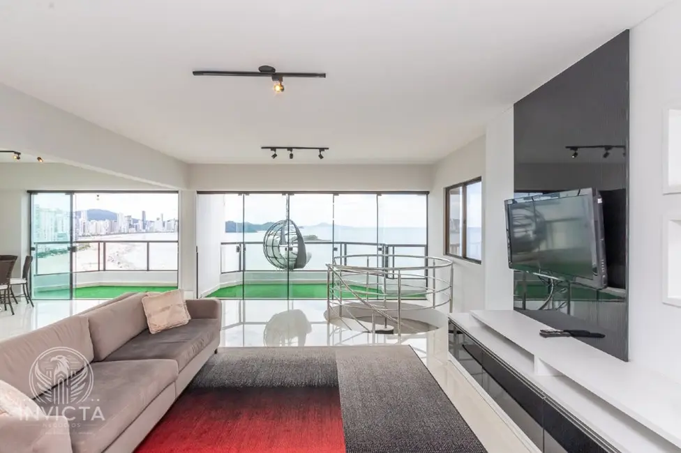 Cobertura com 5 quartos à venda, 623m2 em Centro, Balneario Camboriu - SC - imagem 7 Foto 7 de Cobertura com 5 quartos à venda, 623m2 em Centro, Balneario Camboriu - SC