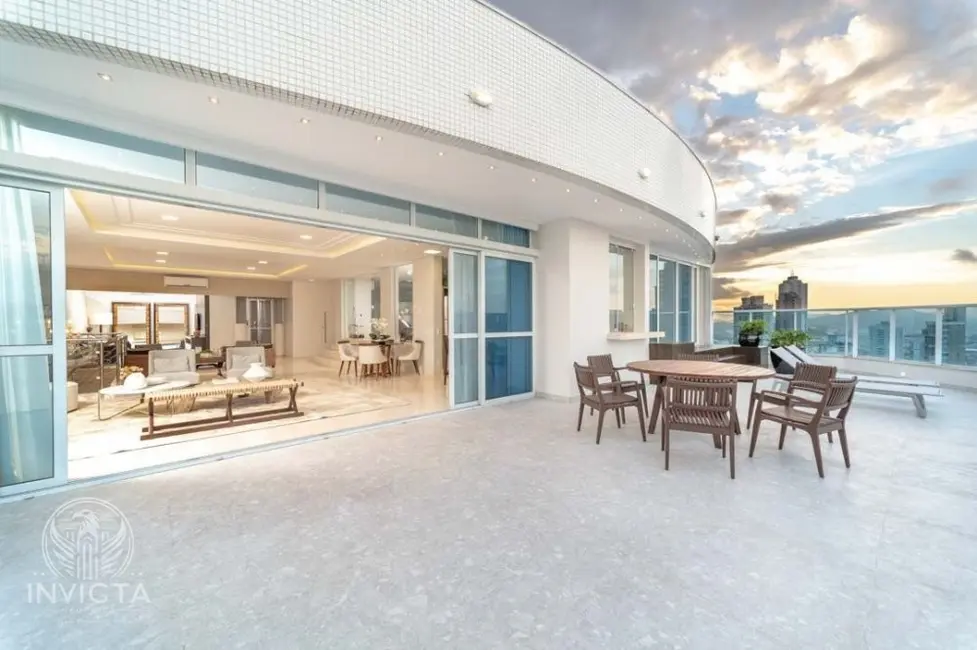Foto 5 de Cobertura com 6 quartos à venda, 740m2 em Balneario Camboriu - SC