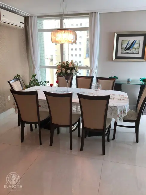 Apartamento com 4 quartos à venda, 171m2 em Balneario Camboriu - SC - imagem 9 Foto 9 de Apartamento com 4 quartos à venda, 171m2 em Balneario Camboriu - SC