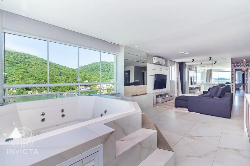 Apartamento com 3 quartos à venda, 200m2 em Balneario Camboriu - SC - imagem 6 Foto 6 de Apartamento com 3 quartos à venda, 200m2 em Balneario Camboriu - SC