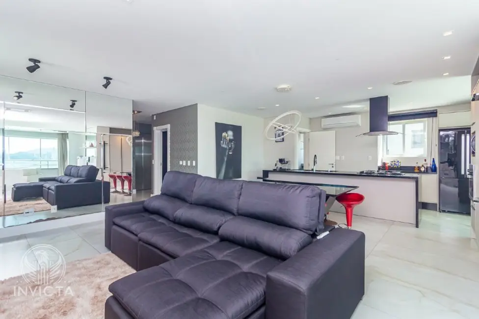 Apartamento com 3 quartos à venda, 200m2 em Balneario Camboriu - SC - imagem 5 Foto 5 de Apartamento com 3 quartos à venda, 200m2 em Balneario Camboriu - SC