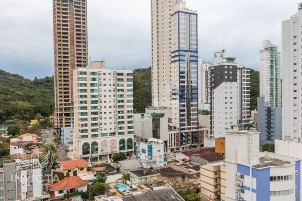 Foto 6 de Cobertura com 3 quartos à venda, 196m2 em Pioneiros, Balneario Camboriu - SC