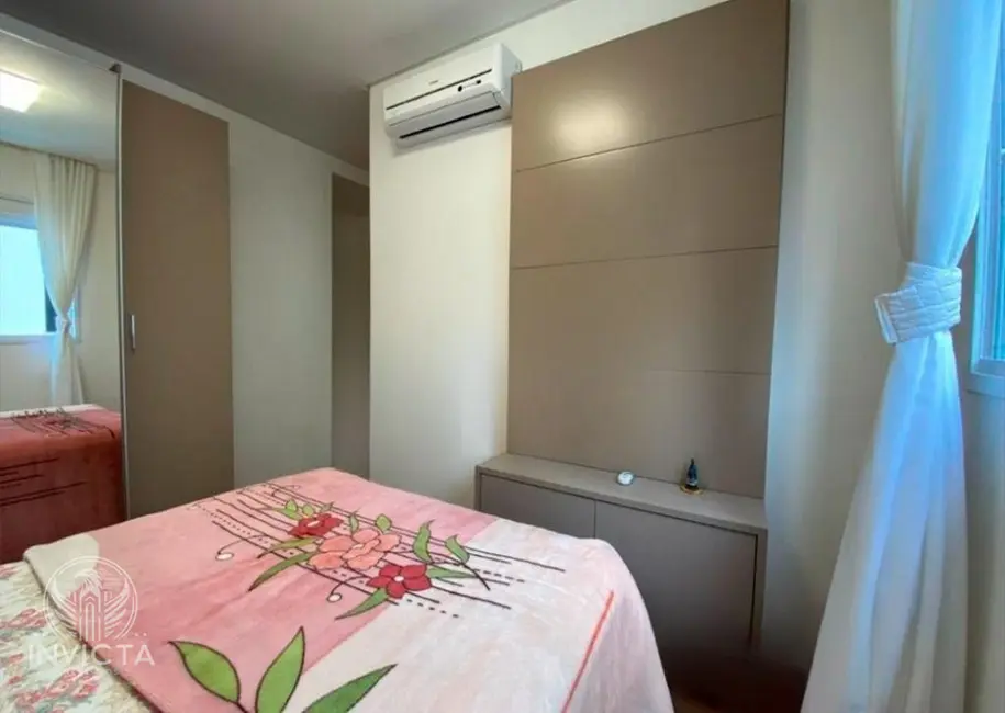 Apartamento com 3 quartos à venda, 121m2 em Centro, Balneario Camboriu - SC - imagem 5 Foto 5 de Apartamento com 3 quartos à venda, 121m2 em Centro, Balneario Camboriu - SC